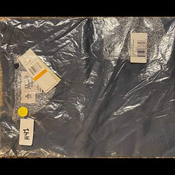 PENGUIN - Floral Pocket Tee in Vintage Indigo - Crewneck Pocket Tee - Picture 7 of 9